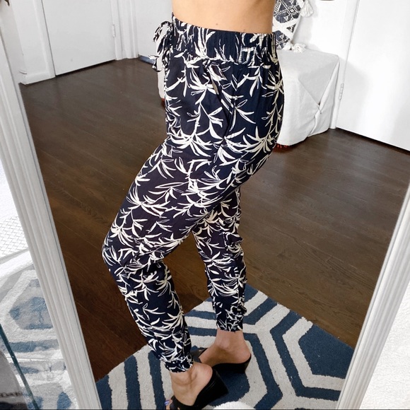 🐚 BOHO TROPICAL NAVY WHITE HIGH WAIST BAGGY PANTS! - Picture 2 of 8